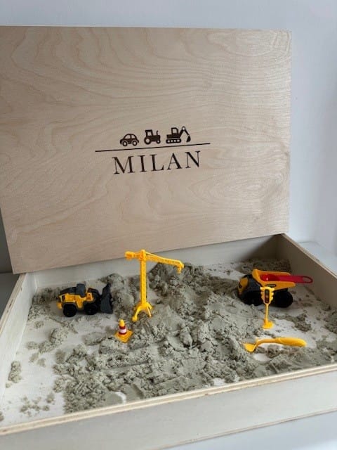 Houten speelbak met naam thema voertuigen